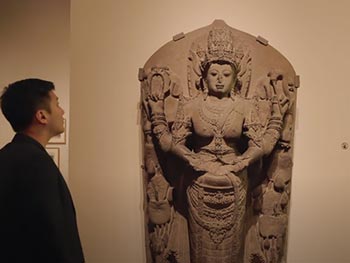 Raffles in Southeast Asia: Majapahit Queen