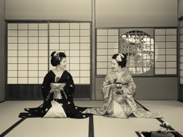 "Life in Edo | Russel Wong in Kyoto" - Russel Wong's photographic journey in Kyoto